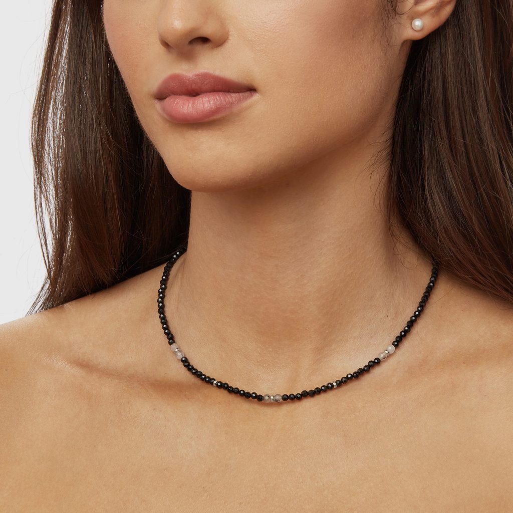 BLACK SPINEL AND CRYSTAL NECKLACE IN WHITE GOLD - MINERAL NECKLACES - NECKLACES