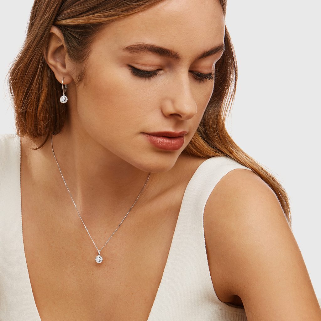 HALO DIAMOND NECKLACE IN WHITE GOLD - DIAMOND NECKLACES - NECKLACES