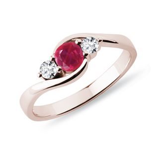 RING WITH RUBY ​​AND BRILLIANTS IN ROSE GOLD - RUBY ENGAGEMENT RINGS - ENGAGEMENT RINGS