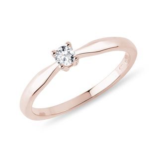 A CLASSIC DIAMOND ROSE GOLD ENGAGEMENT RING - BRILLIANT CUT DIAMOND ENGAGEMENT RINGS - ENGAGEMENT RINGS