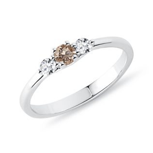 RING WITH CHAMPAGNE DIAMONDS IN WHITE GOLD - FANCY DIAMOND ENGAGEMENT RINGS - ENGAGEMENT RINGS