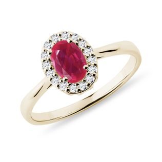 OVAL RUBY ​​AND DIAMOND RING IN GOLD - RUBY ENGAGEMENT RINGS - ENGAGEMENT RINGS