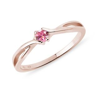 GOLD RING WITH PINK SAPPHIRE - SAPPHIRE ENGAGEMENT RINGS - ENGAGEMENT RINGS