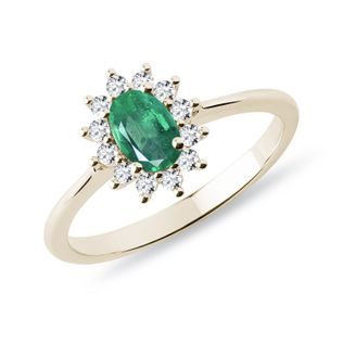 ZLATÝ PRSTEN S OVÁLNÝM SMARAGDEM A DIAMANTY - PRSTENY SE SMARAGDEM - PRSTENY