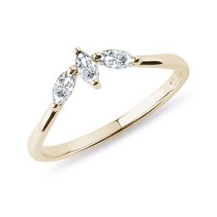 MARQUISE CUT DIAMOND RING IN YELLOW GOLD - DIAMOND ENGAGEMENT RINGS - ENGAGEMENT RINGS