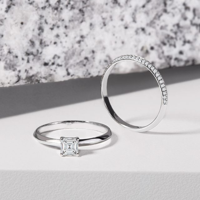 ASSCHER CUT DIAMOND RING IN WHITE GOLD - DIAMOND ENGAGEMENT RINGS - 