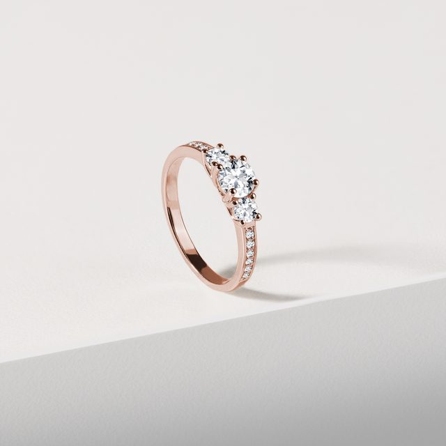 LUXURY ROSE GOLD ENGAGEMENT RING WITH DIAMONDS - DIAMOND ENGAGEMENT RINGS - 