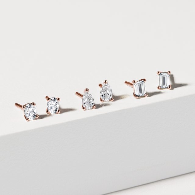OVAL DIAMOND ROSE GOLD EARRINGS - DIAMOND STUD EARRINGS - 