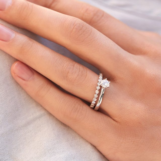 SET OF ENGAGEMENT AND WEDDING RING IN WHITE GOLD - ENGAGEMENT AND BRIDAL RING SETS - 