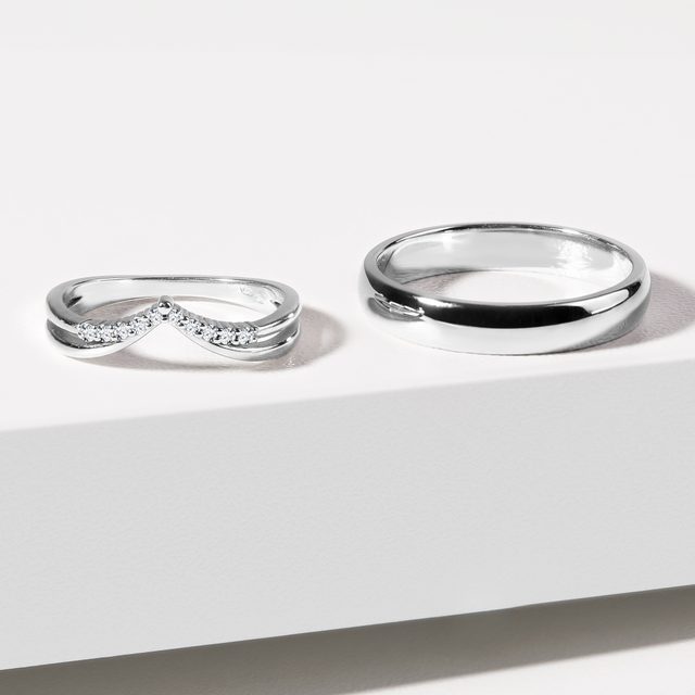 WHITE GOLD WEDDING RING SET WITH A DOUBLE CHEVRON RING - WHITE GOLD WEDDING SETS - 