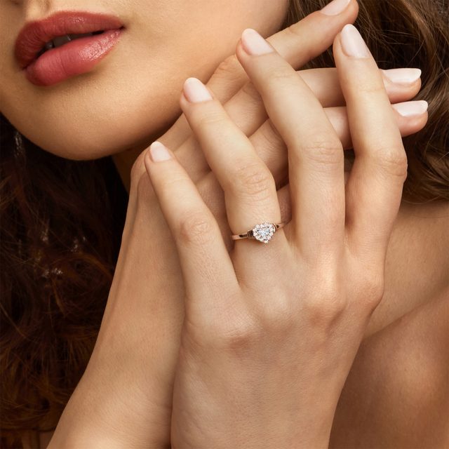 HEART SHAPED DIAMOND ENGAGEMENT RING IN ROSE GOLD - DIAMOND ENGAGEMENT RINGS - 