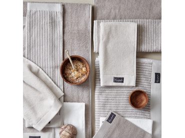 Vandyck Ručník Home UNI White - bílá