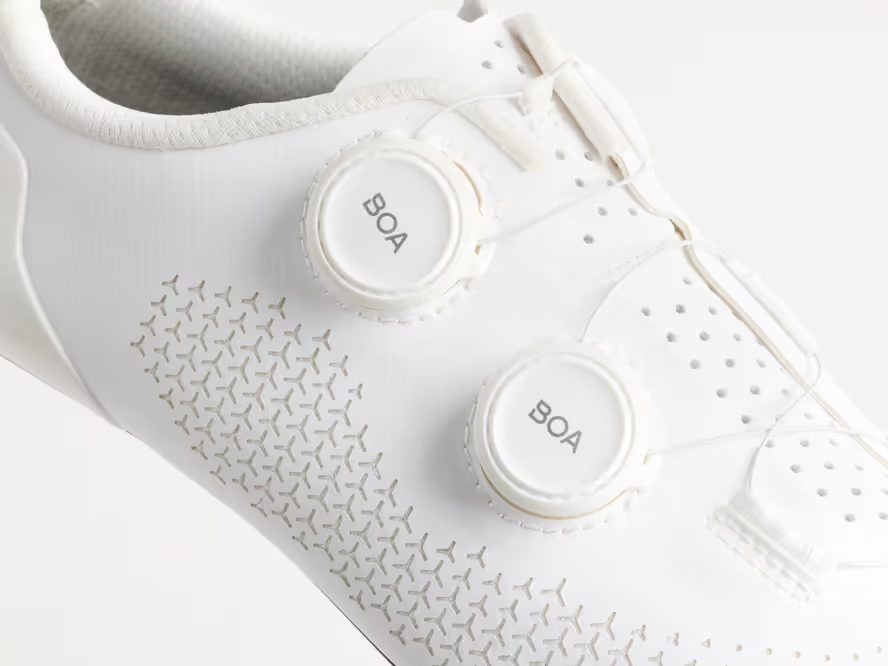 Silniční tretry Trek Velocis (bílá)