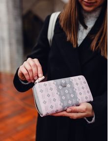 Nuria Flowers Line Grey