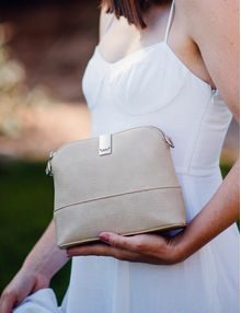 Nuria Flowers Line Blue