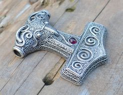 RAGNAR Forged Viking Axe