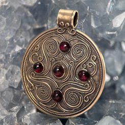 ANGLO-Saxon Cross, Ixworth, England - pendant, gold