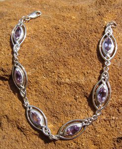 KNOTTED SILVER BANGLE DE LUXE with amethysts, Ag 925