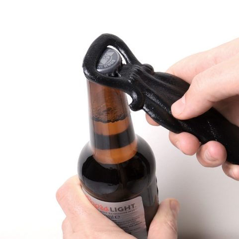 BLACK CAT, BEER OPENER, CAST IRON