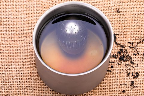 MI3920 TITANIUM EGG-SHAPED TEA INFUSER KEITH