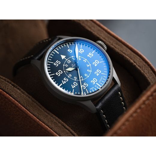 LACO FLIEGER KARLSRUHE PRO BLAU 43 HANDWINDING - FLIEGER PRO - ZNAČKY