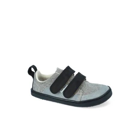 MEZÍTLÁBAS GYERMEK TORNACIPŐ PEGRES, BF57U FEKETE