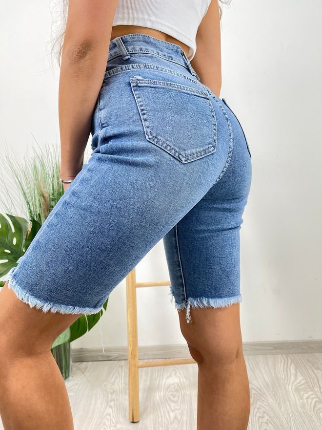 Džínové kraťasy s trháním modré