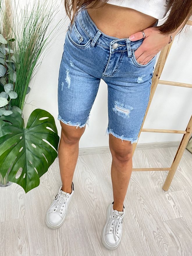 Džínové kraťasy s trháním modré