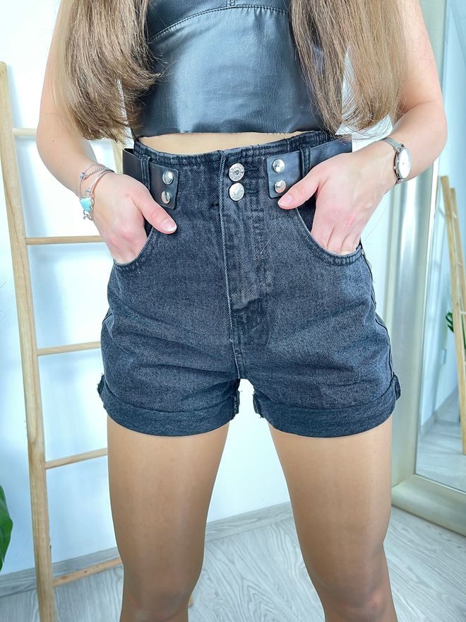 Džínové kraťasy s vysokým pase a páskem se cvočky černé