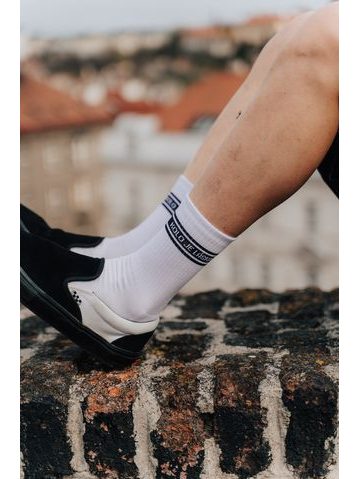 Bavlněné ponožky Kolo je Láska Pásovky - černá