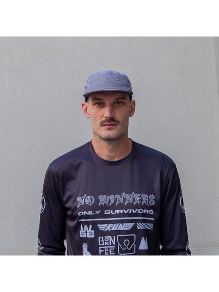 Běžecká kšiltovka WildTee FALLEN ROCK - šedá