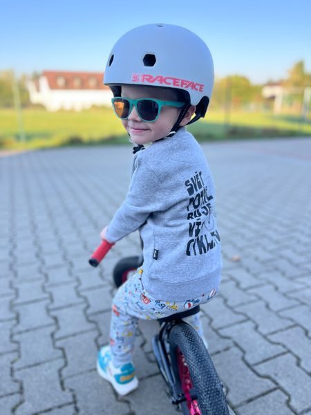 Dětská mikina Kolo je láska Svět potřebuje víc cyklistů - šedá